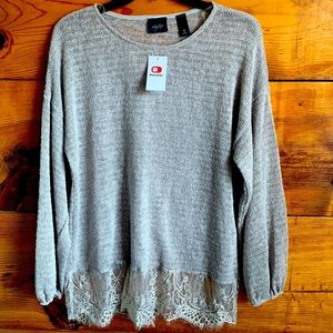 Day trip light weight sweater